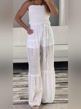 Simons White Wide-Leg romper size medium
